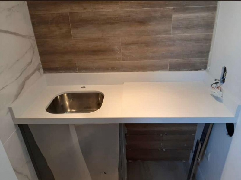 Valor de Pia Cozinha Quartzo Branco Vila Alexandria - Pia de Quartzo Silestone